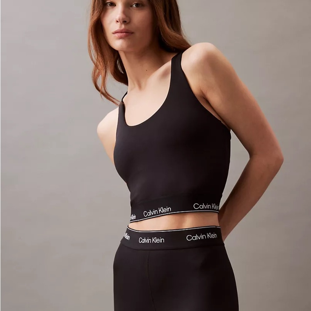 Calvein Klein  Sports Top
